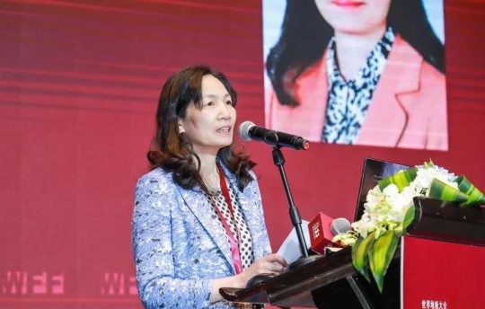 1553521850159172.jpg 中國林業(yè)科學研究院木材工業(yè)研究所黨委書記黃冰 致辭.jpg